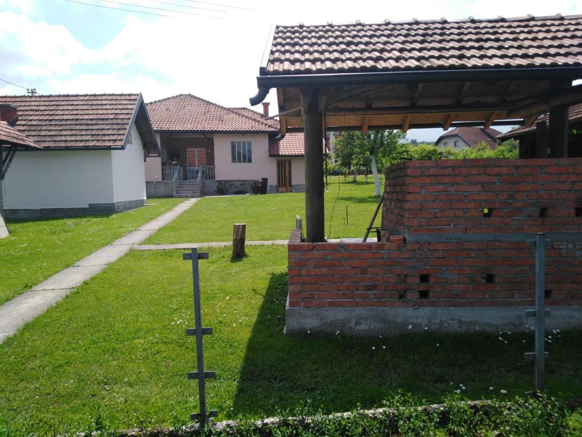 Appartement Mala Basta à Bajina Basta Extérieur photo